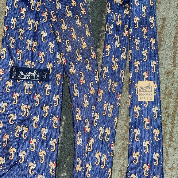 Vintage Hermes Silk Necktie "Seahorse Jockeys" - Picture 5 of 5